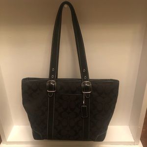 Coach Logo Signature Shoulderbag F15669